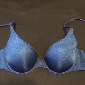 Victoria’s Secret bra, 34C.